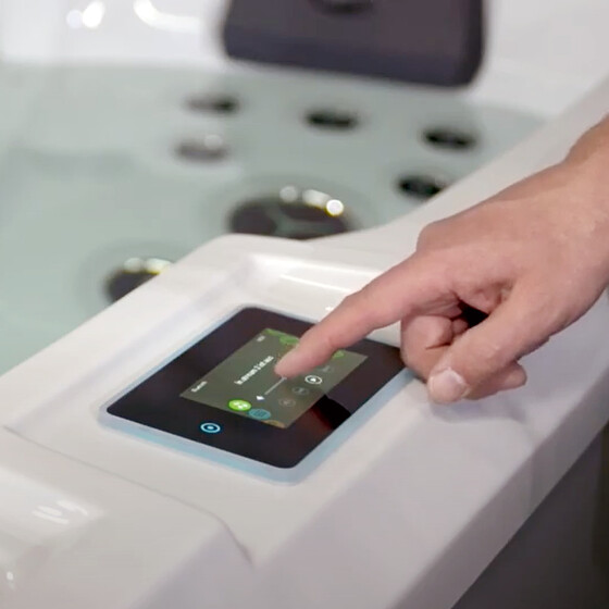 Gecko Whirlpool Bedienfeld in.k1001 mit Farb-Touchscreen Whirlpool Display